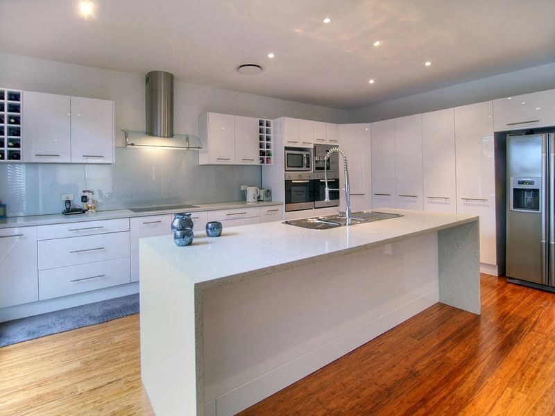 1 Ribbonwood Street, Sunnybank Hills QLD 4109