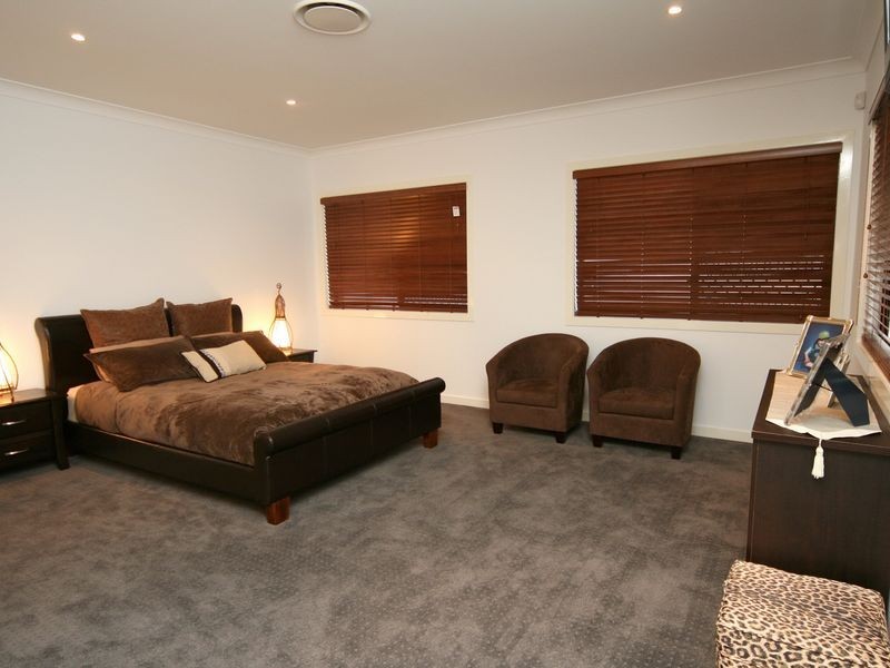1 Ribbonwood Street, Sunnybank Hills QLD 4109
