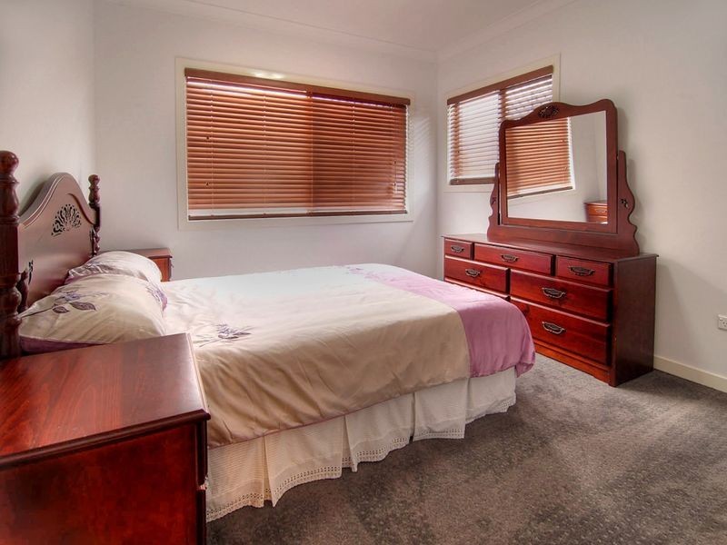 1 Ribbonwood Street, Sunnybank Hills QLD 4109