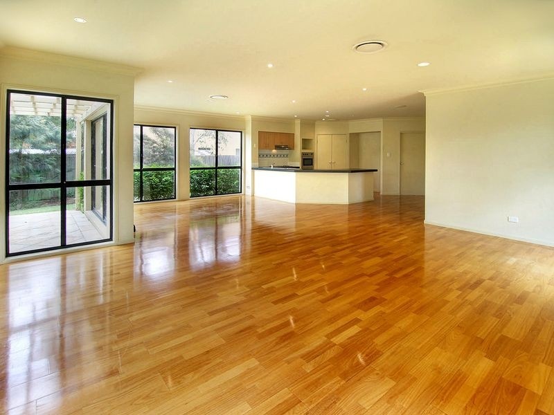 7 Regency St, Stretton QLD 4116