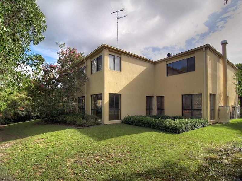 7 Regency St, Stretton QLD 4116