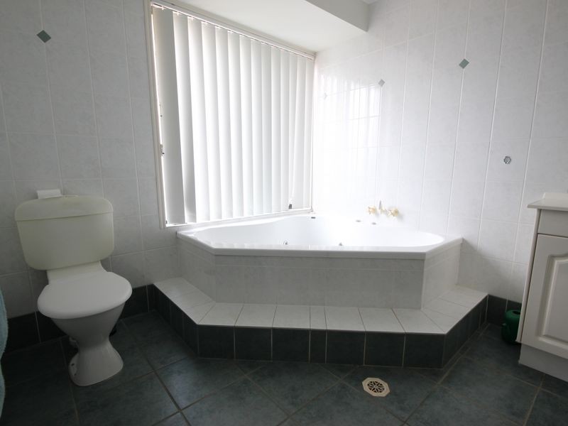 18 Greengrove Place, Kuraby QLD 4112