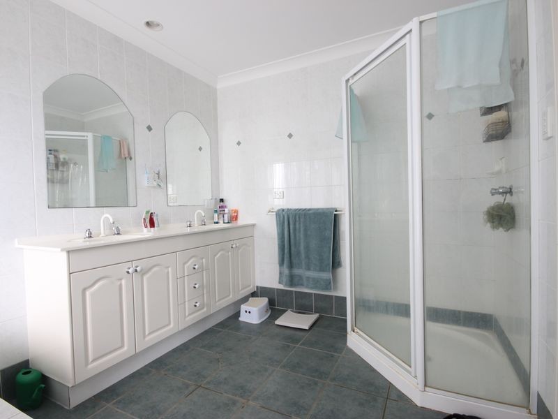18 Greengrove Place, Kuraby QLD 4112