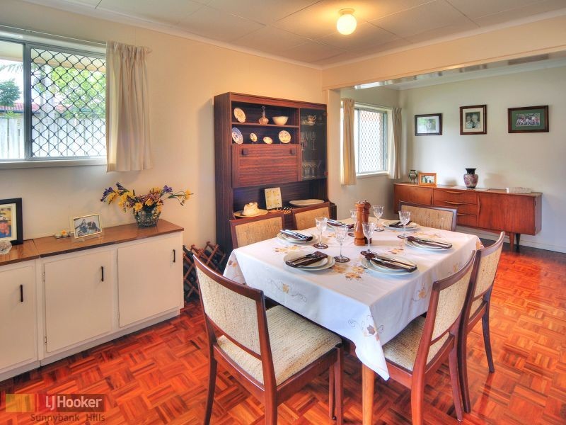 9 Strathairlie Square, Macgregor QLD 4109