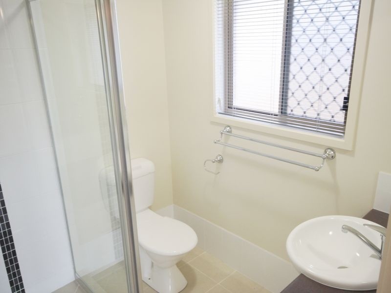 20 Orania Crescent, Calamvale QLD 4116