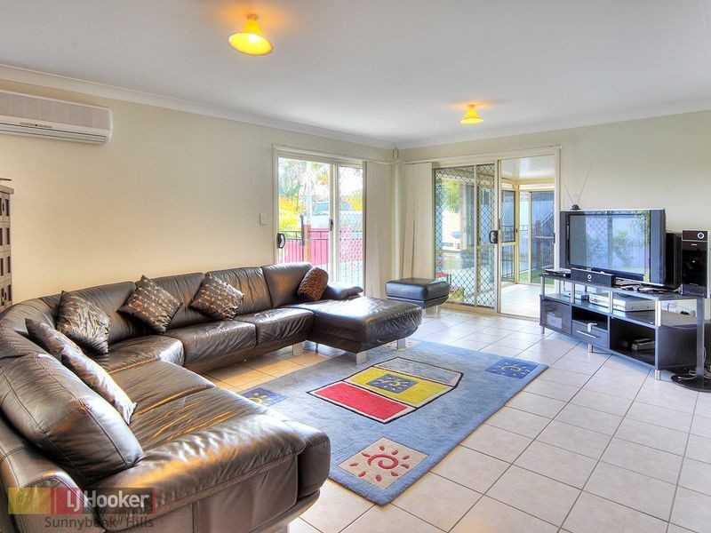 33 Glenfield Street, Parkinson QLD 4115