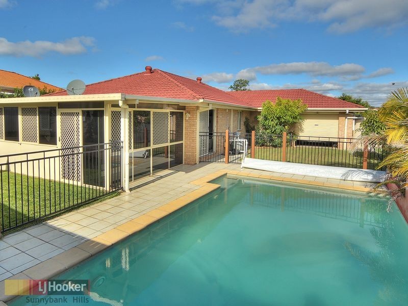 33 Glenfield Street, Parkinson QLD 4115