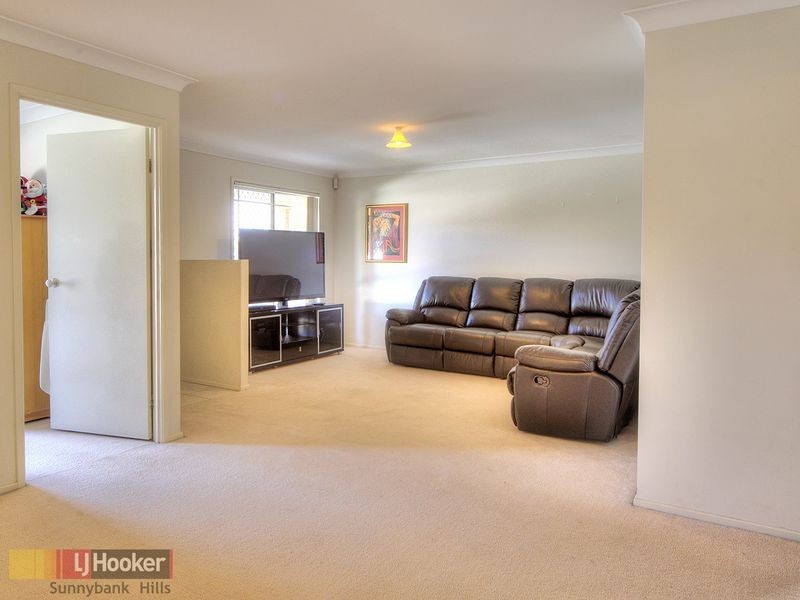 33 Glenfield Street, Parkinson QLD 4115