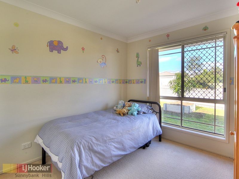 33 Glenfield Street, Parkinson QLD 4115