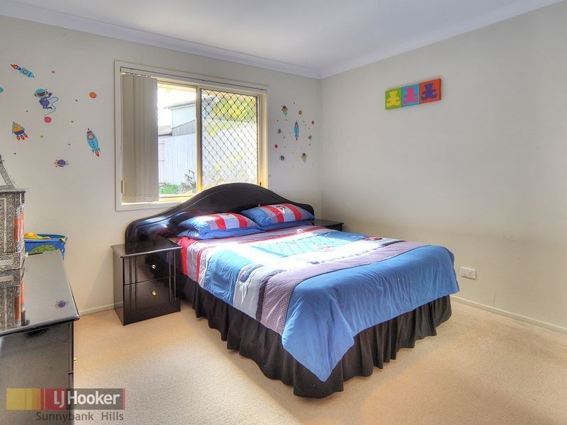 33 Glenfield Street, Parkinson QLD 4115