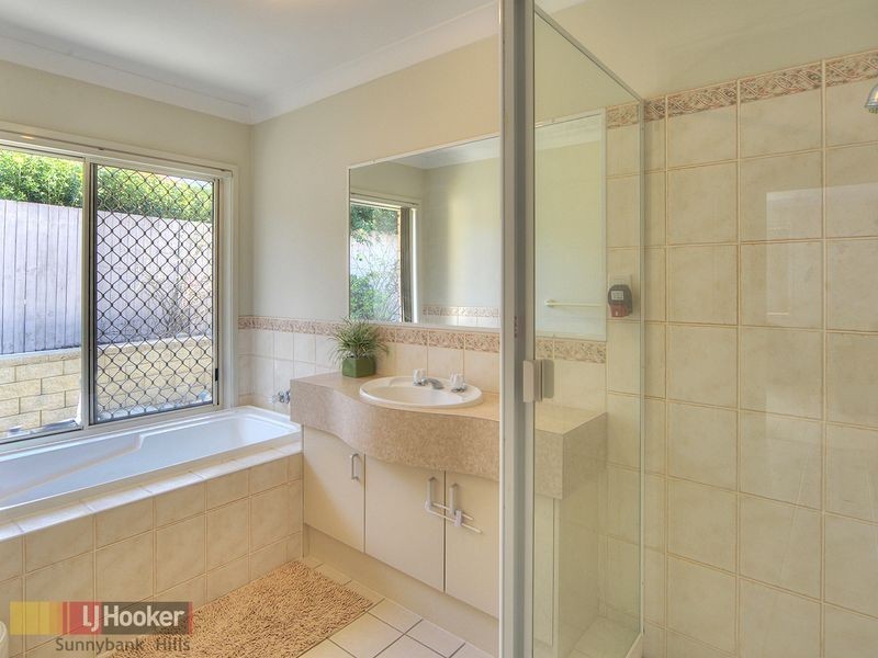 33 Glenfield Street, Parkinson QLD 4115