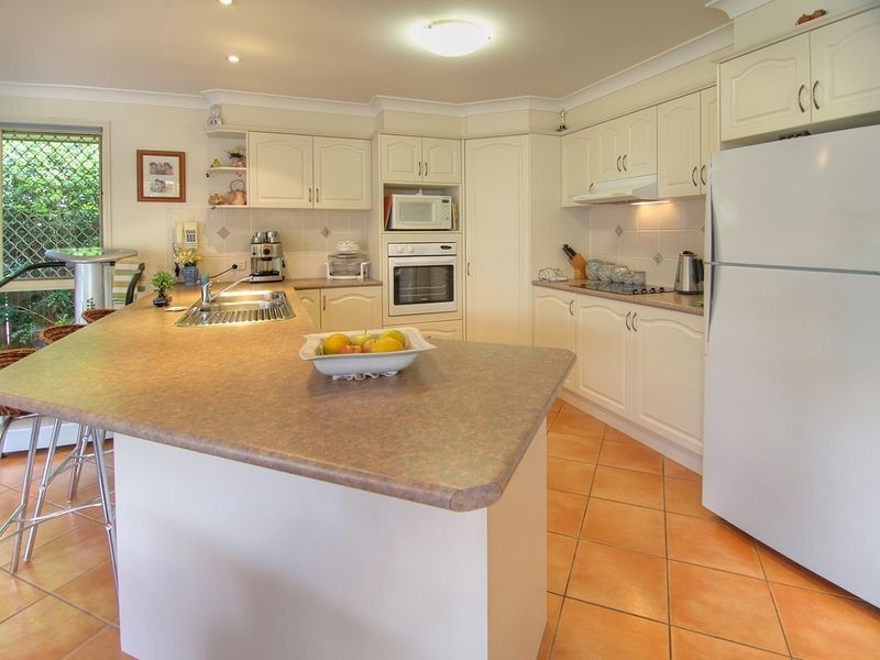 11 Carlisle Place, Parkinson QLD 4115