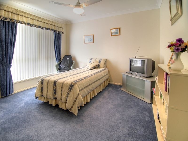 11 Carlisle Place, Parkinson QLD 4115