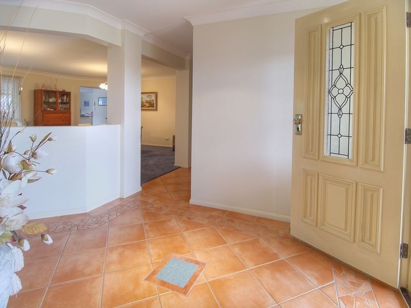 11 Carlisle Place, Parkinson QLD 4115