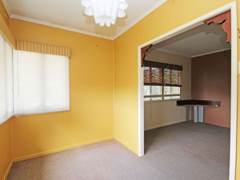 104 Bolton Street, Eight Mile Plains QLD 4113