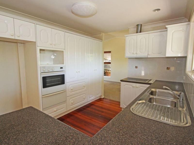 11 Boronia Close, Calamvale QLD 4116