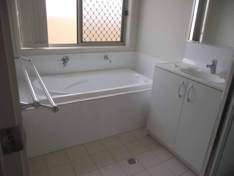 10 / 7 Short Street, Boronia Heights QLD 4124