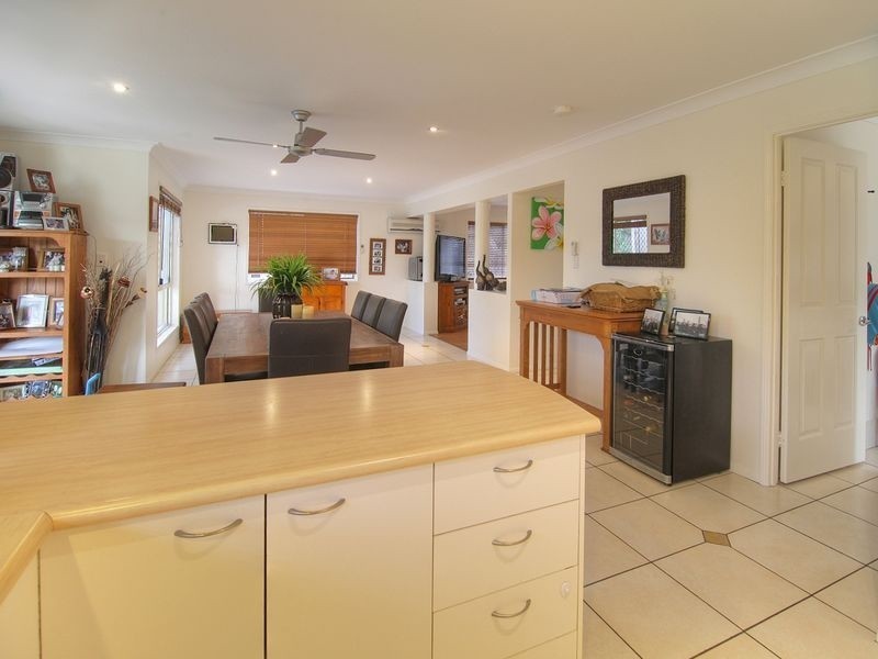 40 Lichfield Pl, Parkinson QLD 4115