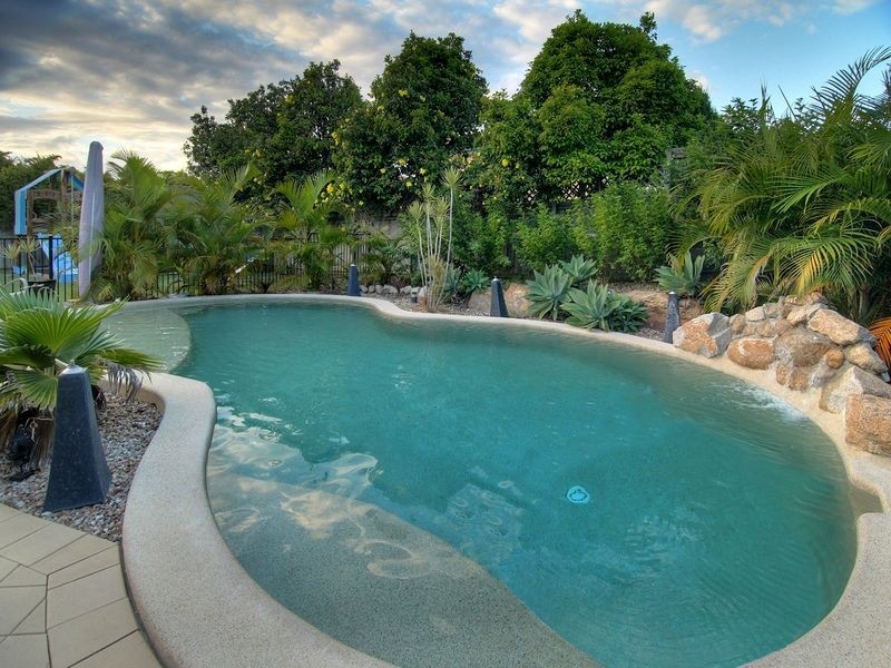40 Lichfield Pl, Parkinson QLD 4115