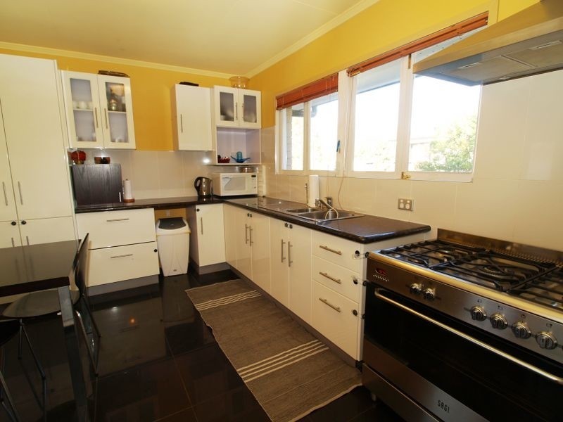 863 Beenleigh Rd, Runcorn QLD 4113