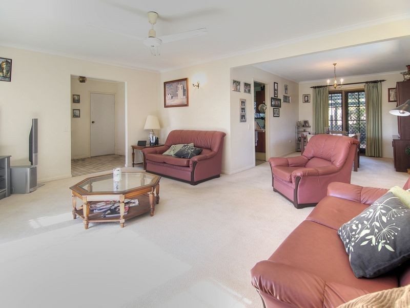 2 Kirstin Street, Eight Mile Plains QLD 4113