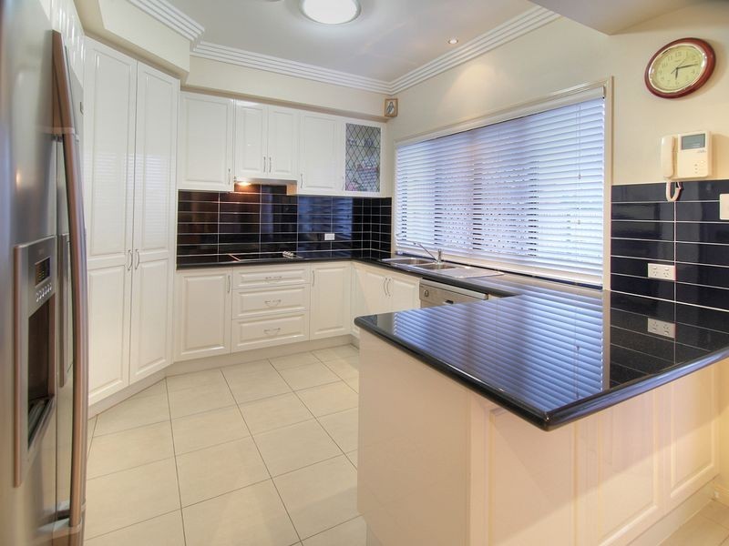 25 Dellforest Drive, Calamvale QLD 4116