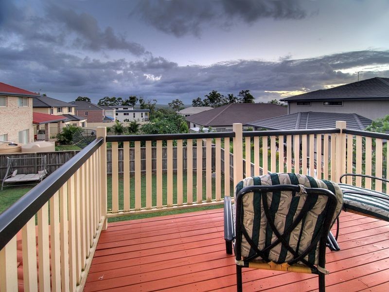 25 Dellforest Drive, Calamvale QLD 4116