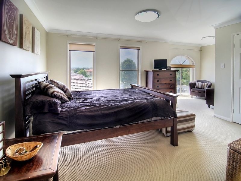 9 Naracoorte Place, Parkinson QLD 4115