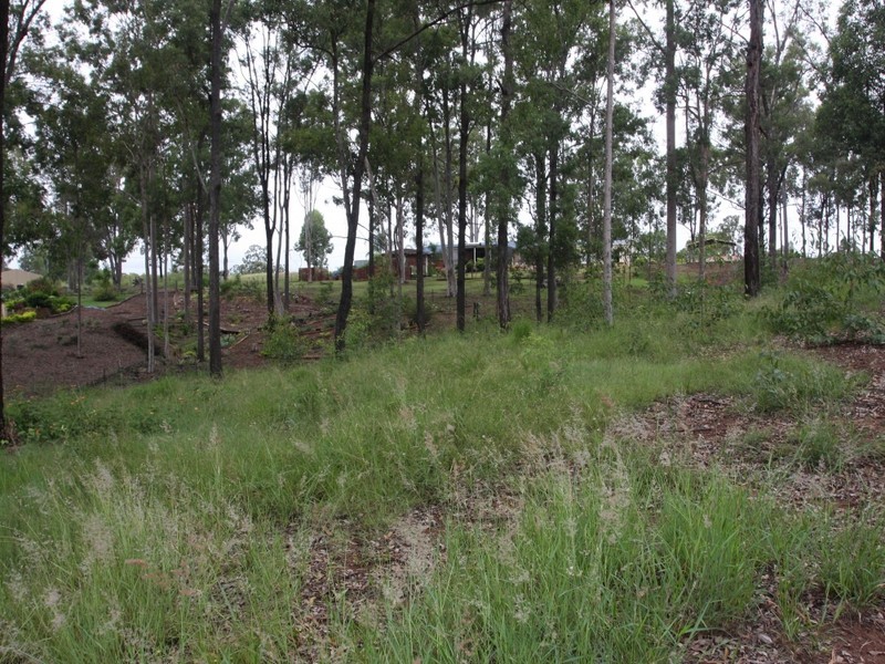 14 Waratah Pl, Cedar Vale QLD 4285