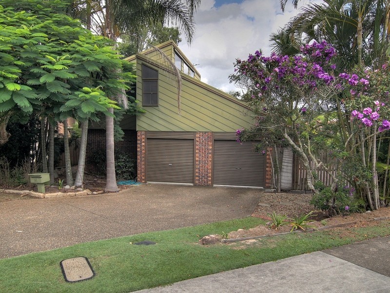 16 Calanda St, Wishart QLD 4122