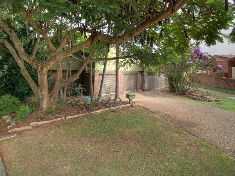 16 Calanda St, Wishart QLD 4122