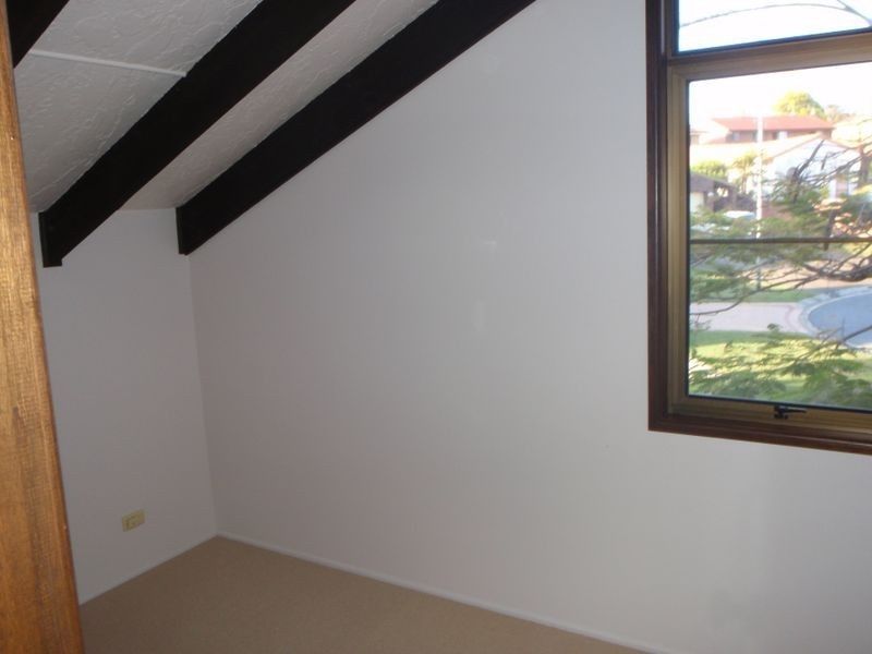 16 Calanda St, Wishart QLD 4122