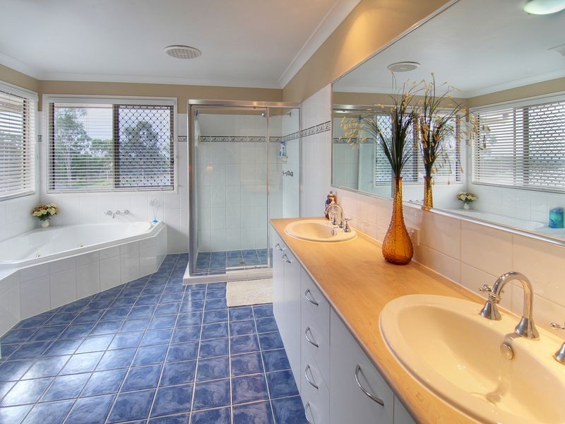 28 Vaucluse Pl, Parkinson QLD 4115