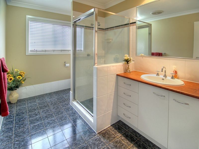 28 Vaucluse Pl, Parkinson QLD 4115