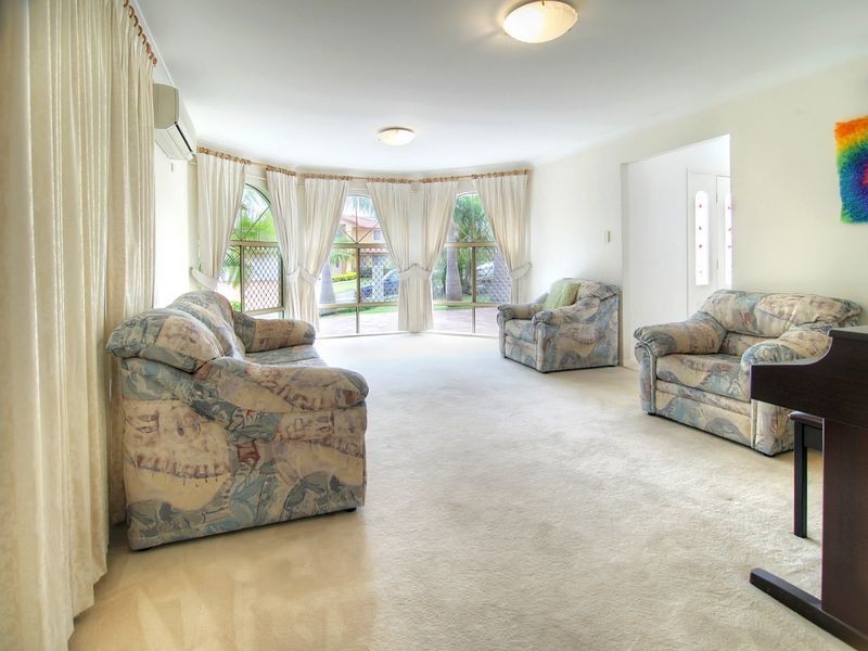19 Cassia Place, Stretton QLD 4116
