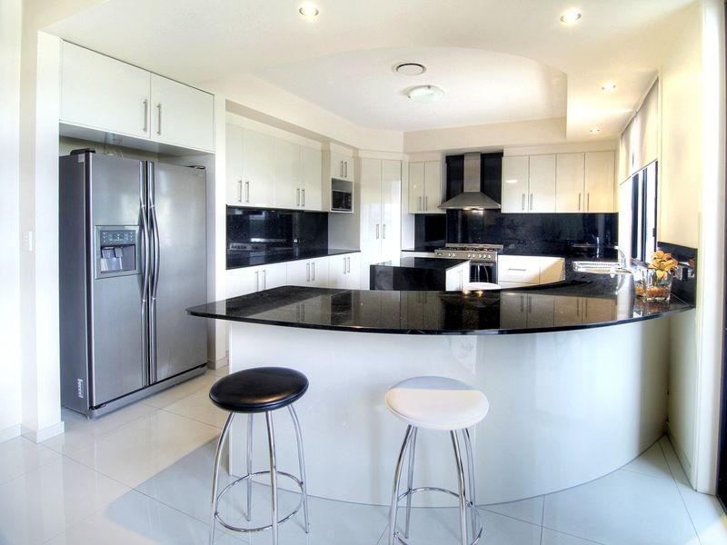 143 The Parkway, Stretton QLD 4116