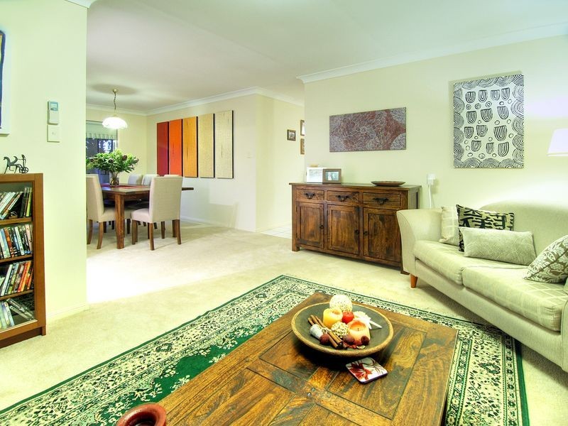 19 Buckinghamia Place, Stretton QLD 4116