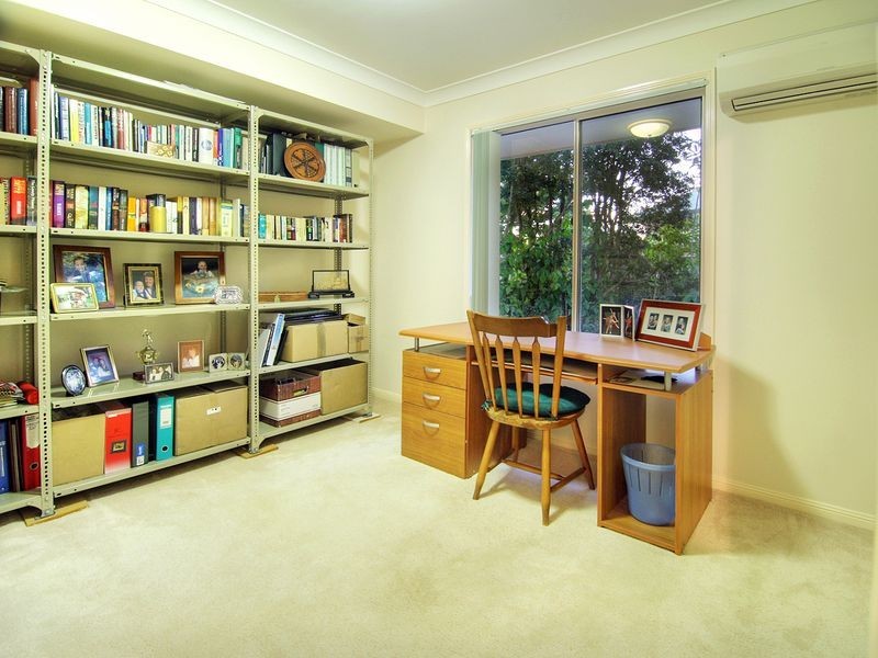 19 Buckinghamia Place, Stretton QLD 4116