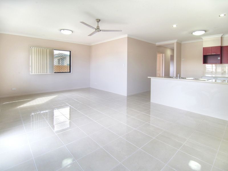 95 Morden Rd, Sunnybank Hills QLD 4109