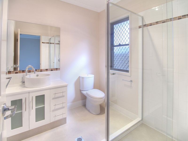 95 Morden Rd, Sunnybank Hills QLD 4109