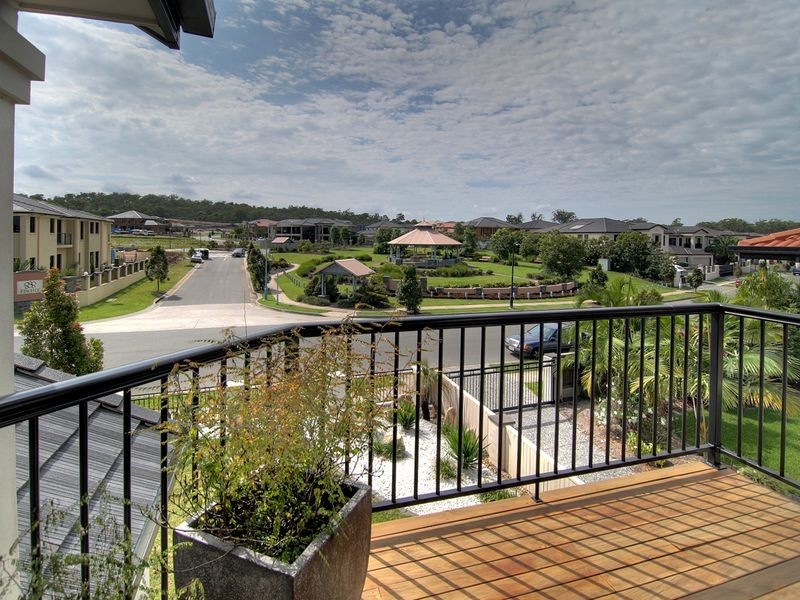 126 The Parkway, Stretton QLD 4116