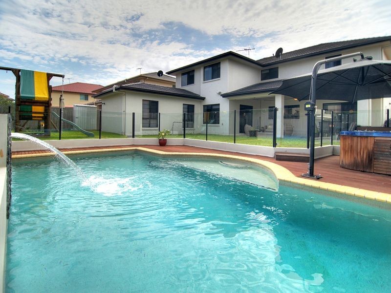 126 The Parkway, Stretton QLD 4116