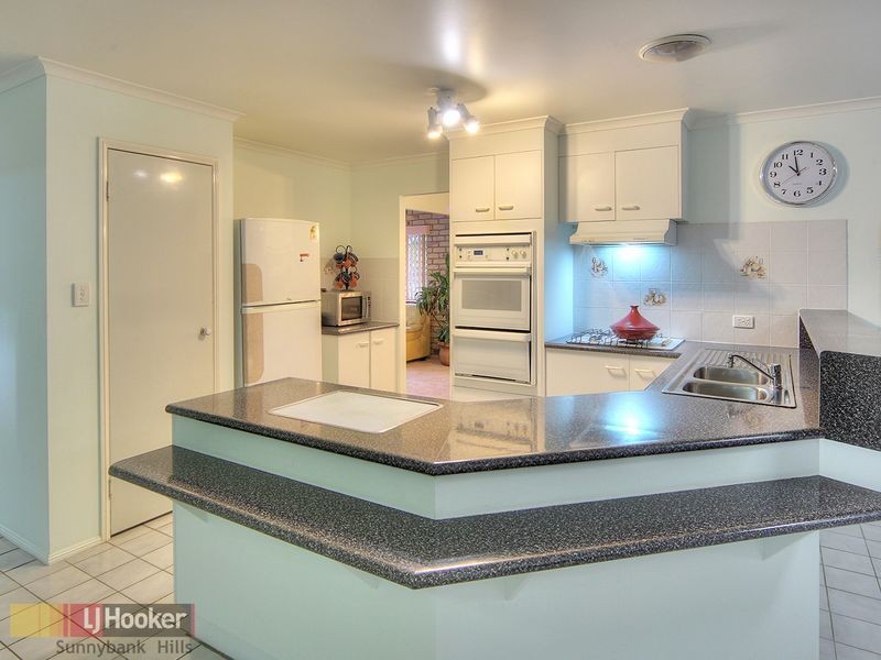 58 Maywood Crescent, Calamvale QLD 4116