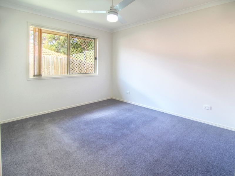 27 Gippsland Place, Calamvale QLD 4116