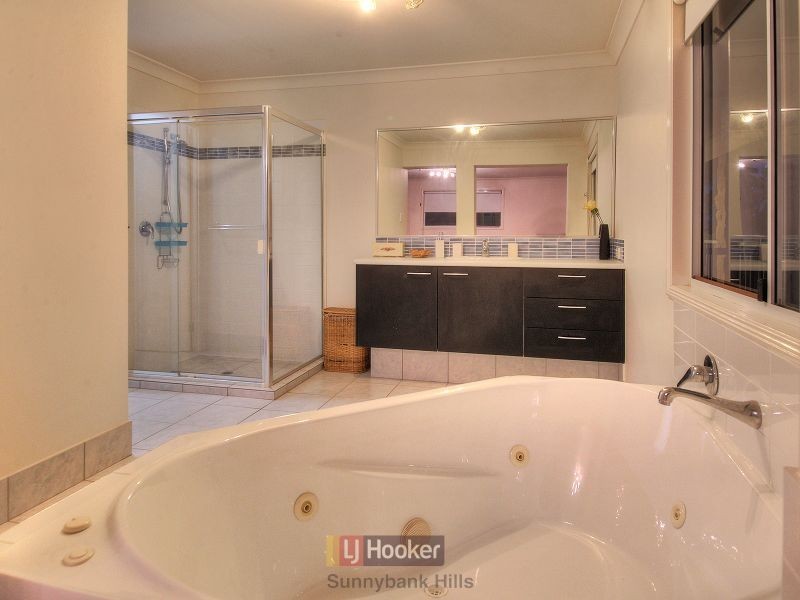 48 Dellforest Drive, Calamvale QLD 4116