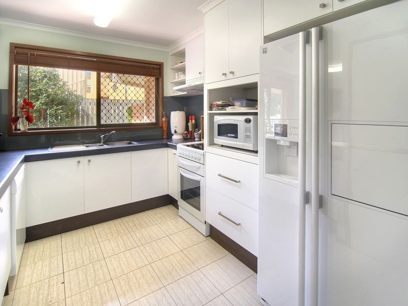 1 Cressbrook St, Eight Mile Plains QLD 4113