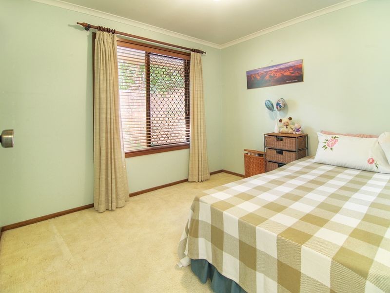 1 Cressbrook St, Eight Mile Plains QLD 4113