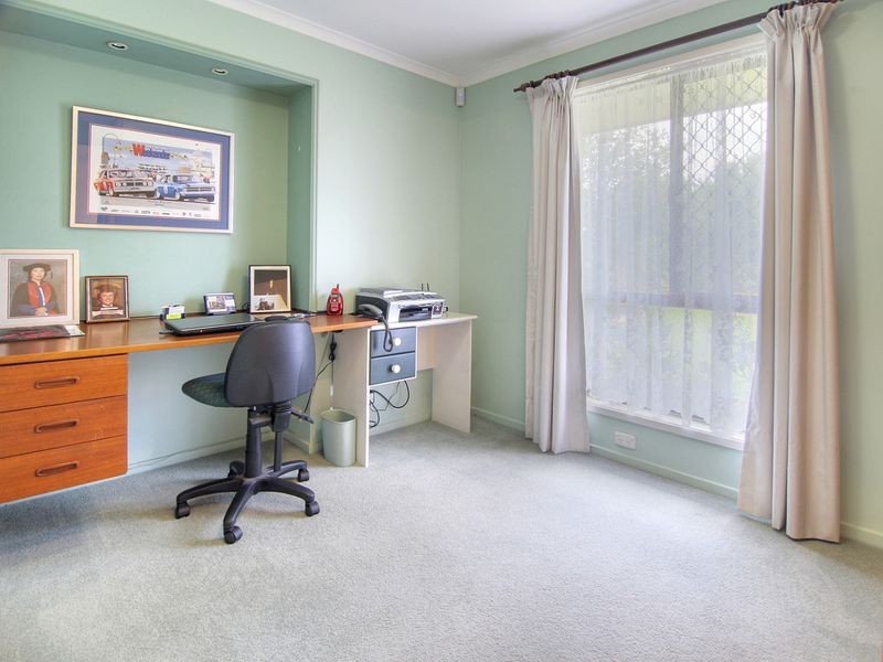 1 Cressbrook St, Eight Mile Plains QLD 4113