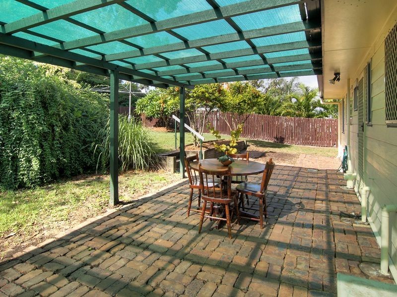 18 Parklands Dr, Boronia Heights QLD 4124