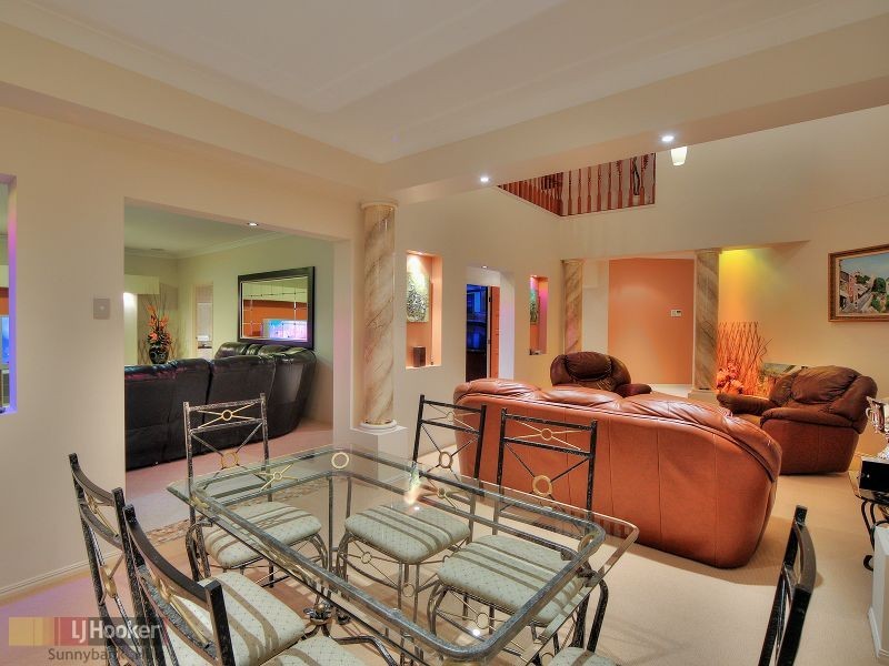 6 White Cedar Circuit, Stretton QLD 4116